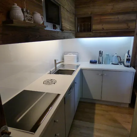 Mondi Chalet 아파트 *